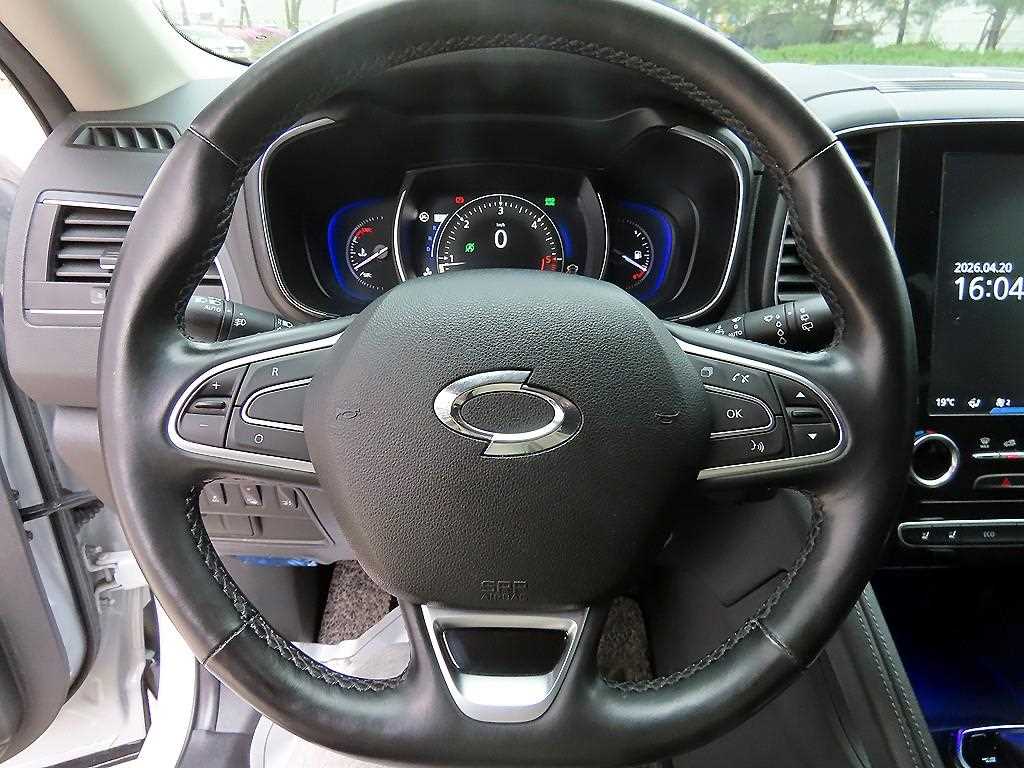 SAMSUNG QM6 - Vista 8