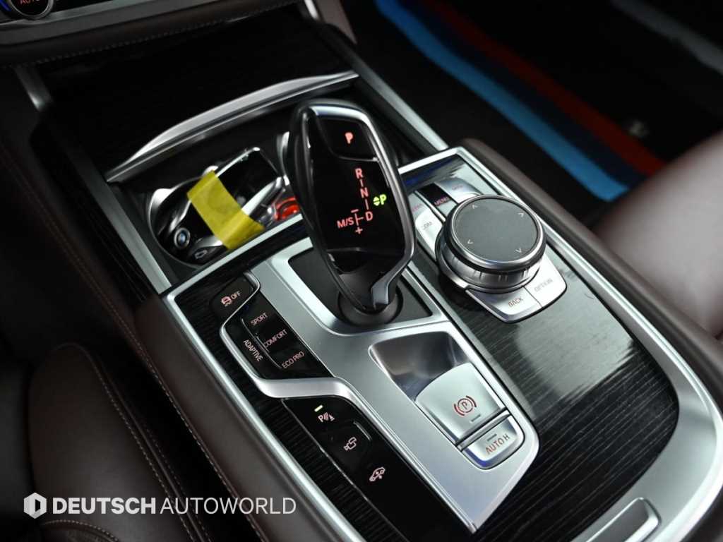 BMW 7 Series - Vista 9