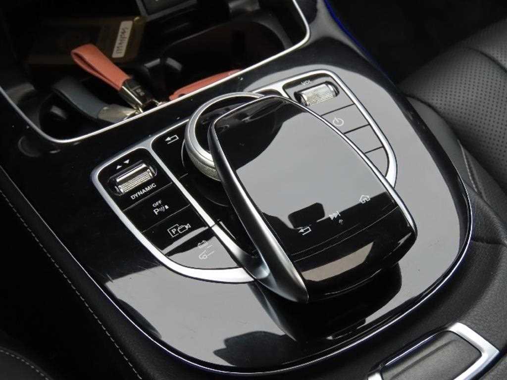 Mercedes Benz E class - Vista 6