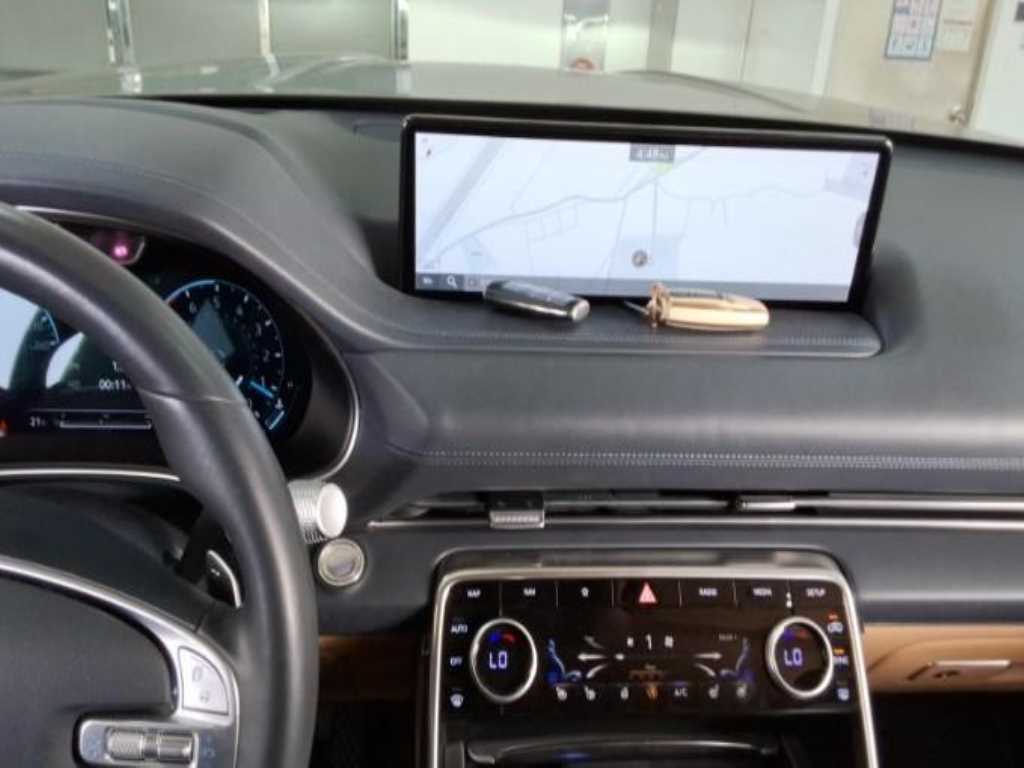 Genesis GV80 - Vista 6