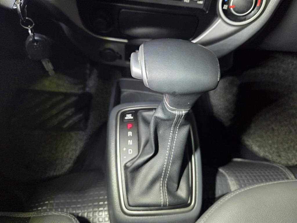Small Truck Top_sliding tower car 2025 Blanco - Importación desde Corea - HF Imports Iquique - Foto 16