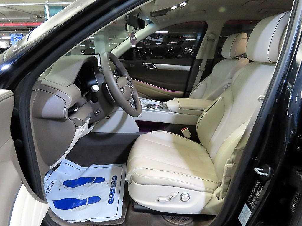 Genesis GV80 - Vista 6