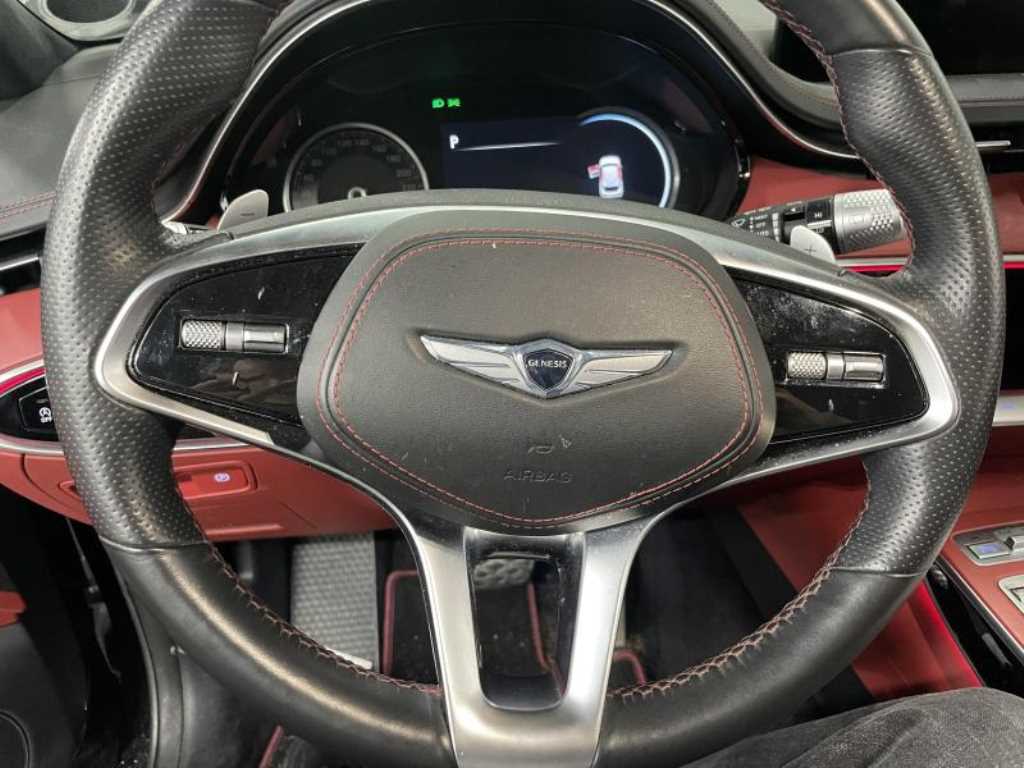 Genesis GV70 - Vista 3