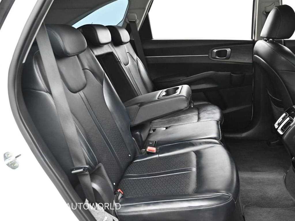 KIA Sorento - Vista 12