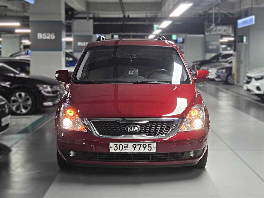 KIA Carnival - Vista 3