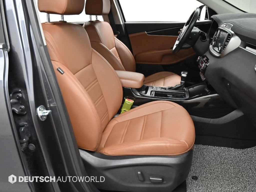 KIA Sorento - Vista 10