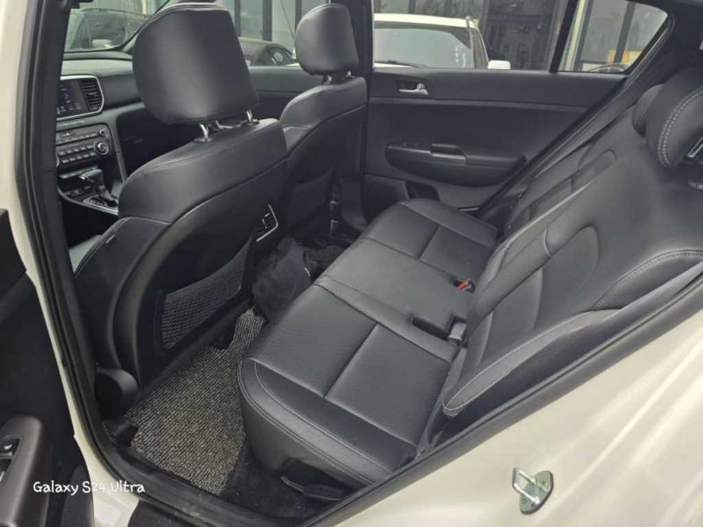 KIA Sportage - Vista 10