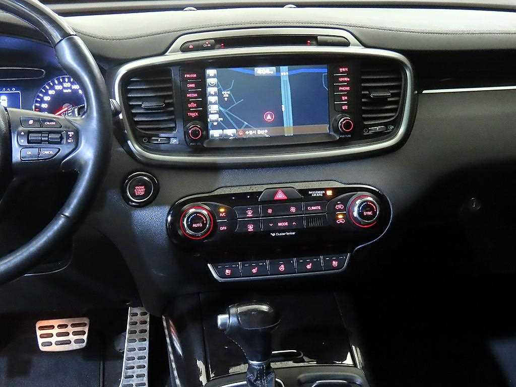 KIA Sorento - Vista 11