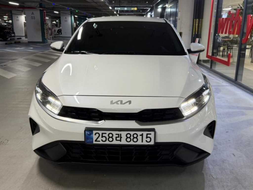 KIA K3 2024 Blanco - Importación desde Corea - HF Imports Iquique - Foto 1