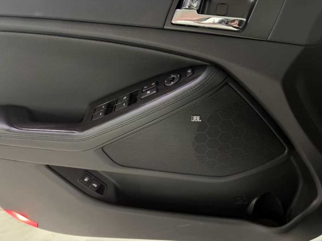 KIA K5 - Vista 9