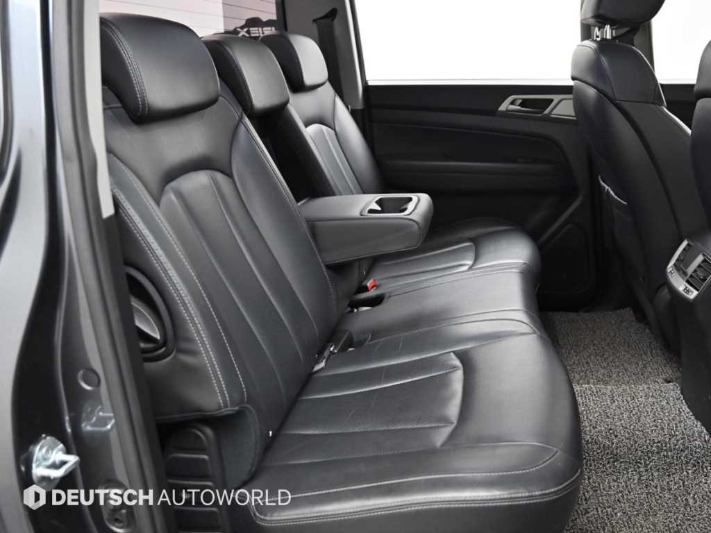 Ssangyong Rexton - Vista 12