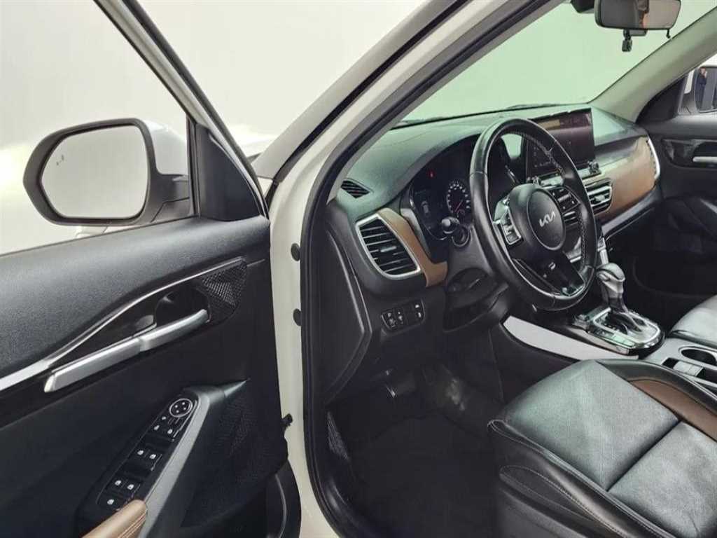 KIA Seltos - Vista 7
