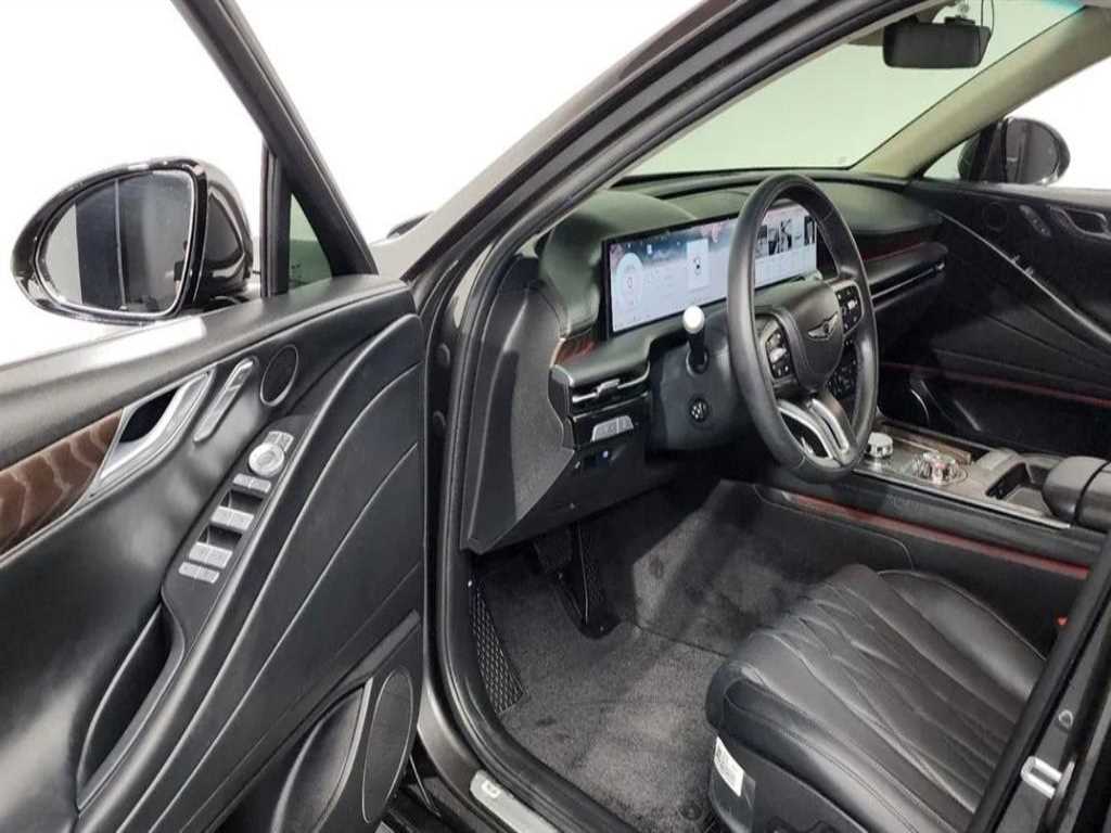 Genesis G80 - Vista 8