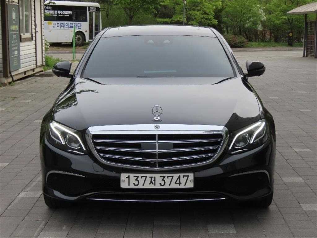 Mercedes Benz E class 2020 - Importación desde Corea - HF Imports Iquique - Foto 1