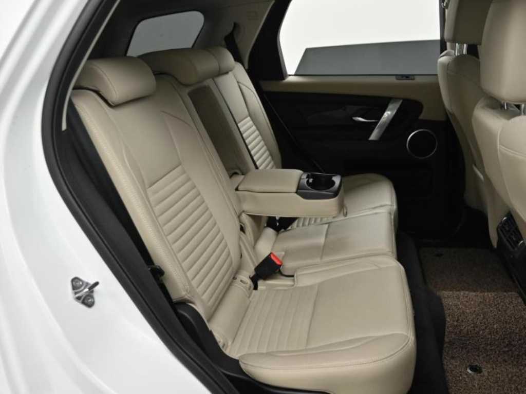 Land Rover Discovery Sports - Vista 12