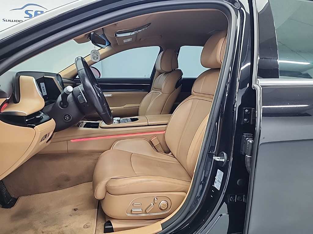 Genesis G90 - Vista 11