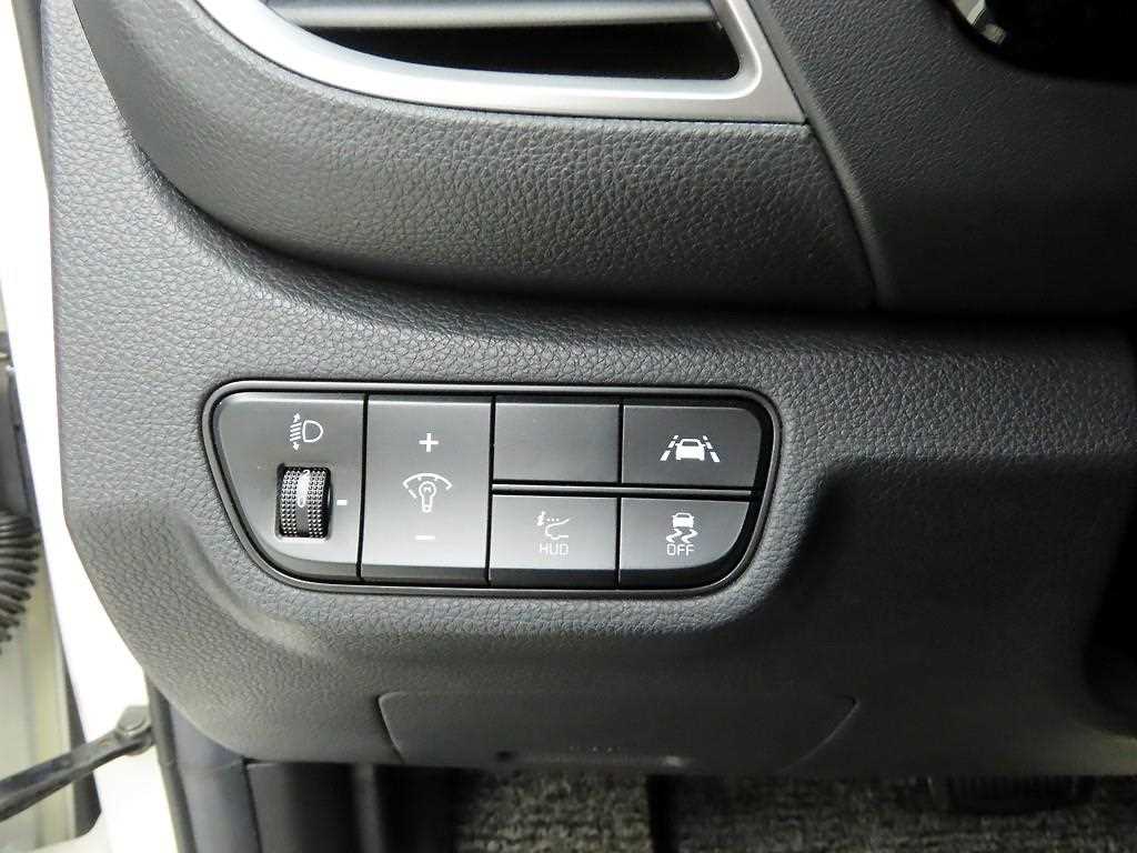 KIA Seltos 2020 Blanco - Importación desde Corea - HF Imports Iquique - Foto 13