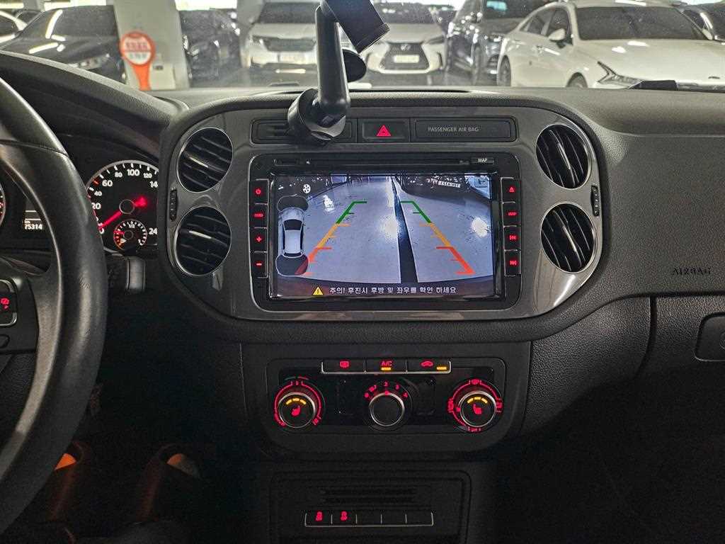 Volkswagen Tiguan - Vista 6