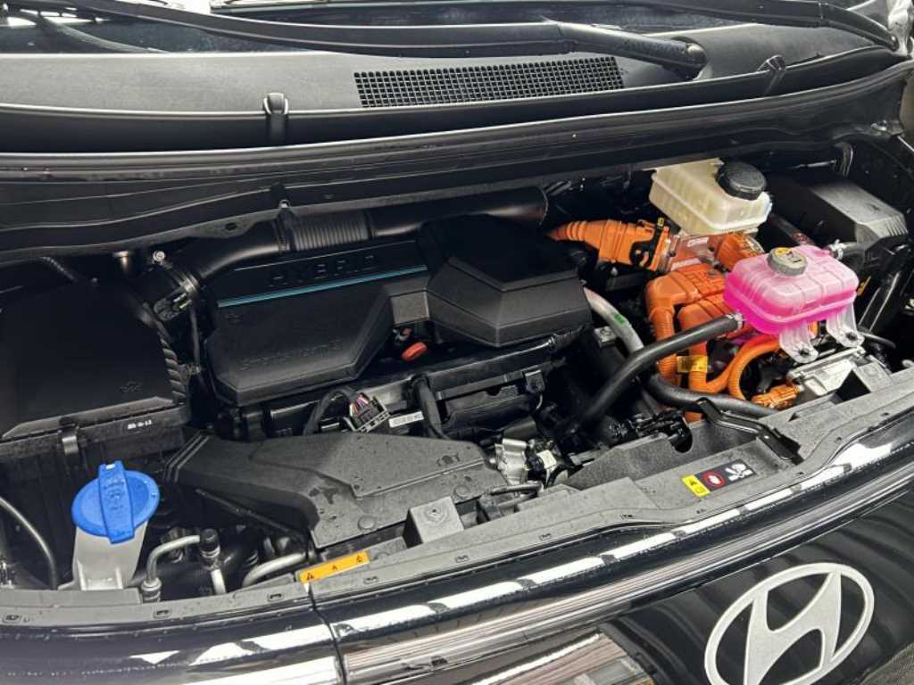 HYUNDAI Staria - Vista 7