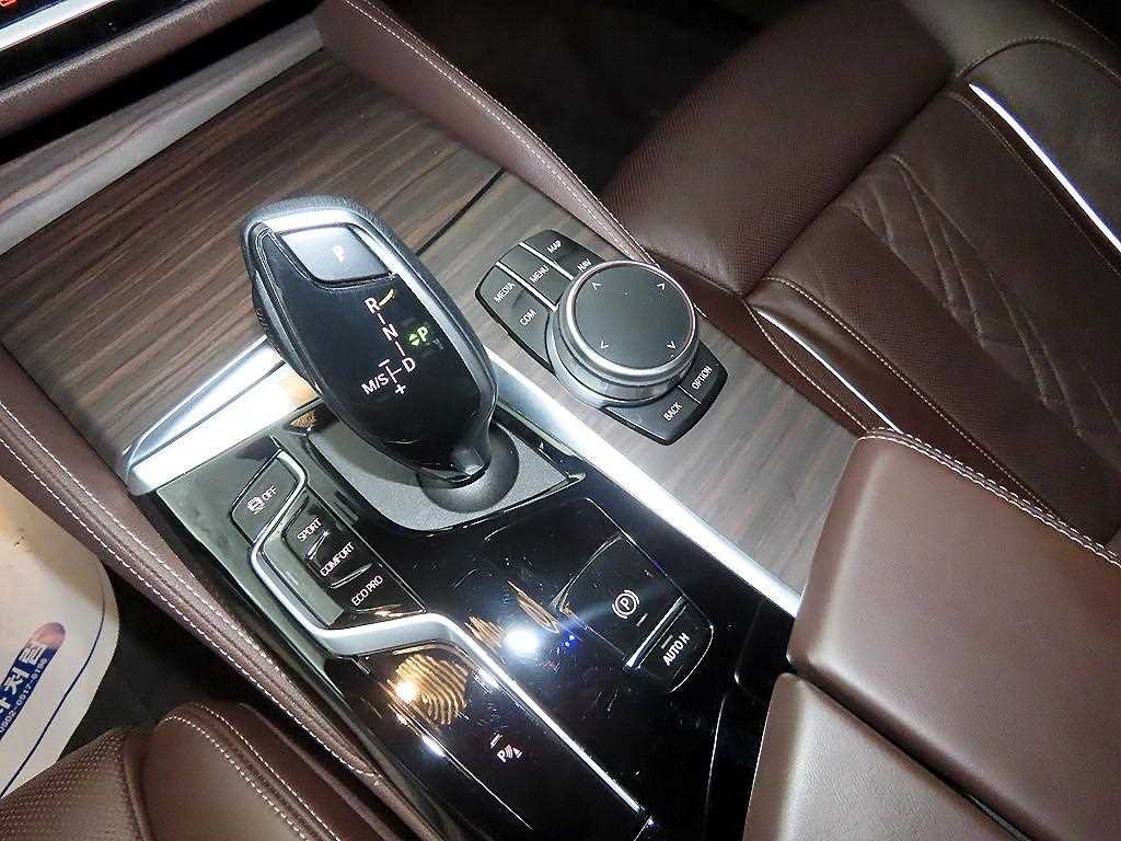 BMW 5 Series - Vista 12