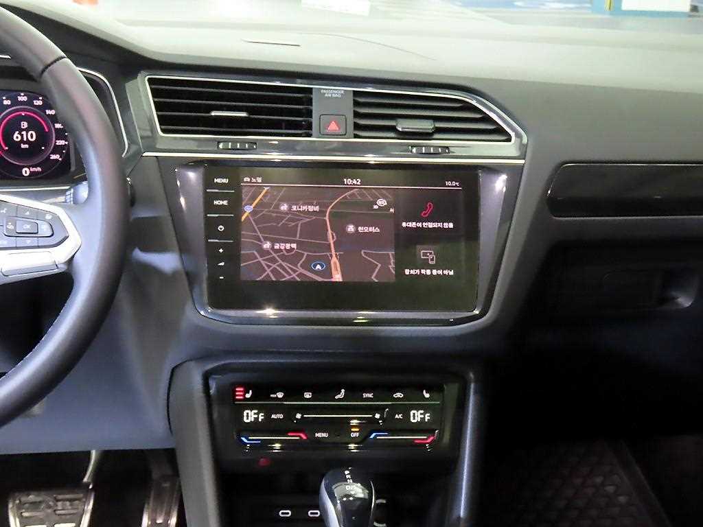 Volkswagen Tiguan - Vista 11
