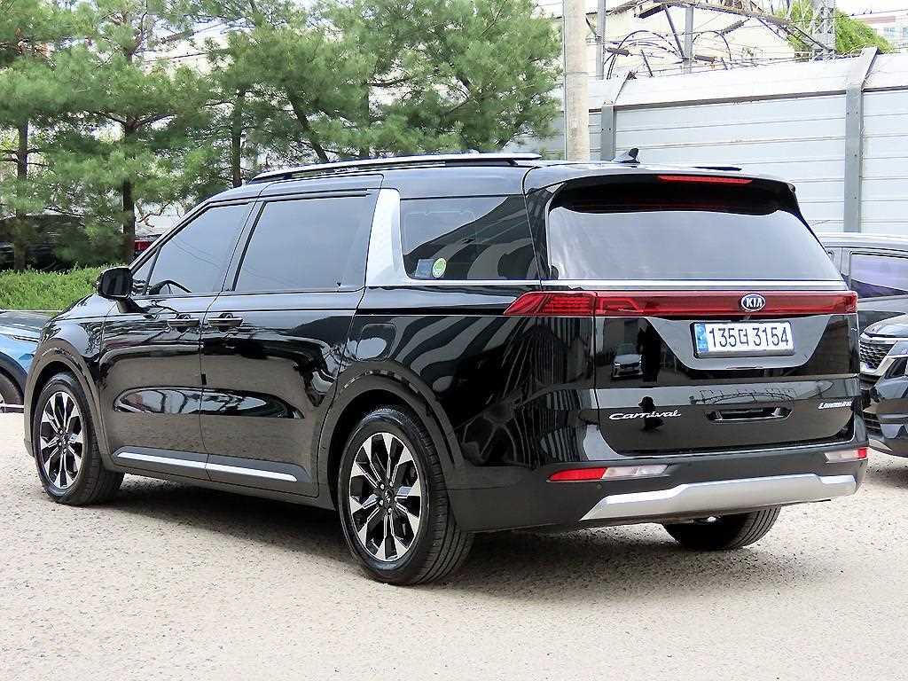 KIA Carnival - Vista 3