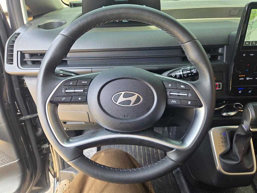 HYUNDAI Staria 2025 Negro - Importación desde Corea - HF Imports Iquique - Foto 14