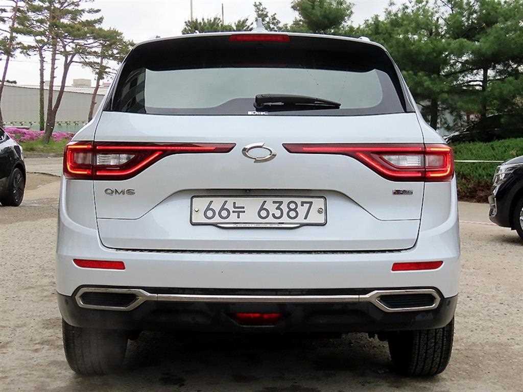 SAMSUNG QM6 - Vista 4