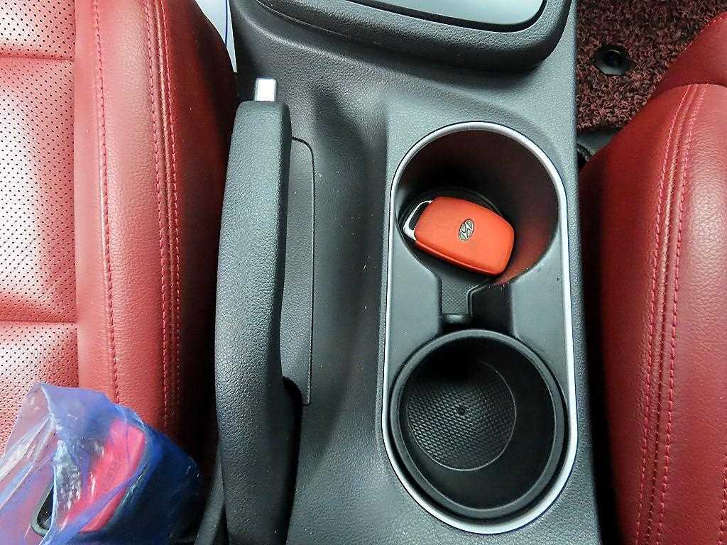 HYUNDAI Avante 2017 Blanco - Importación desde Corea - HF Imports Iquique - Foto 15