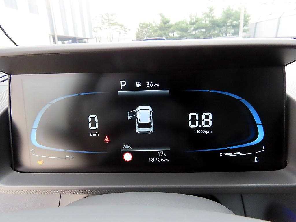 HYUNDAI Casper - Vista 9