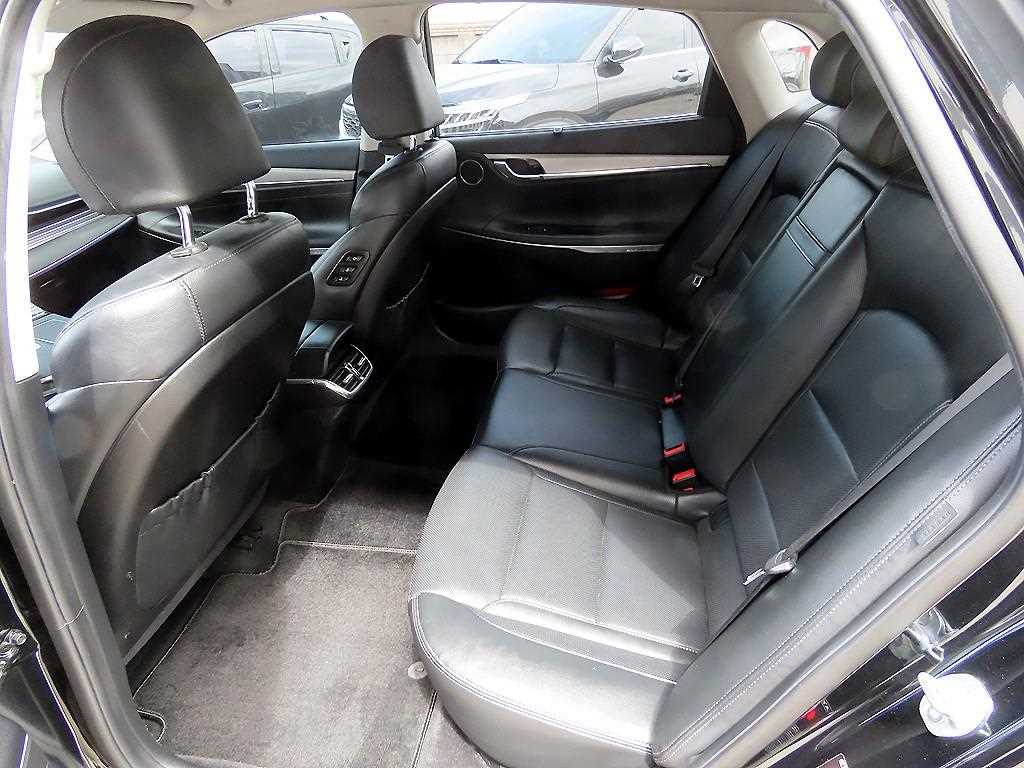 HYUNDAI Grandeur - Vista 6