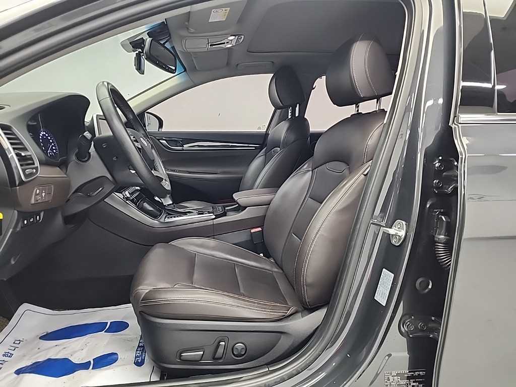 HYUNDAI Grandeur - Vista 11