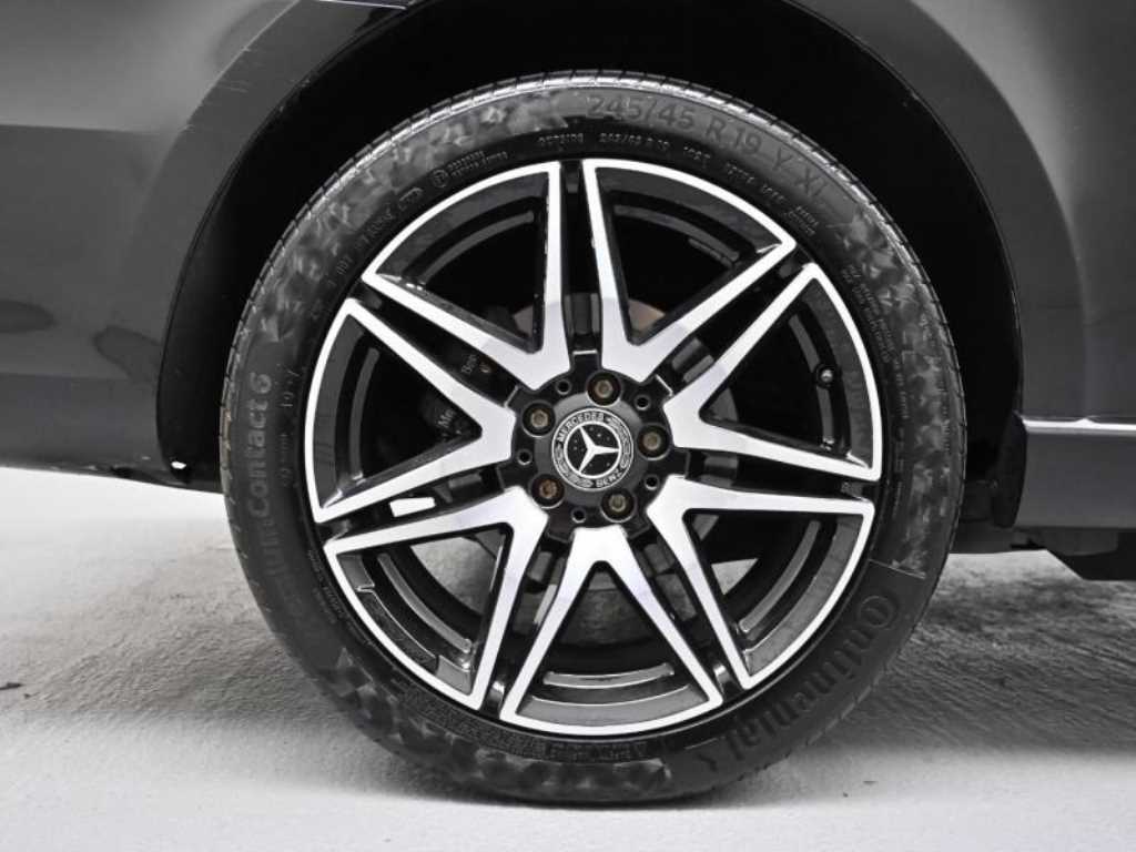 Mercedes Benz V Class - Vista 5