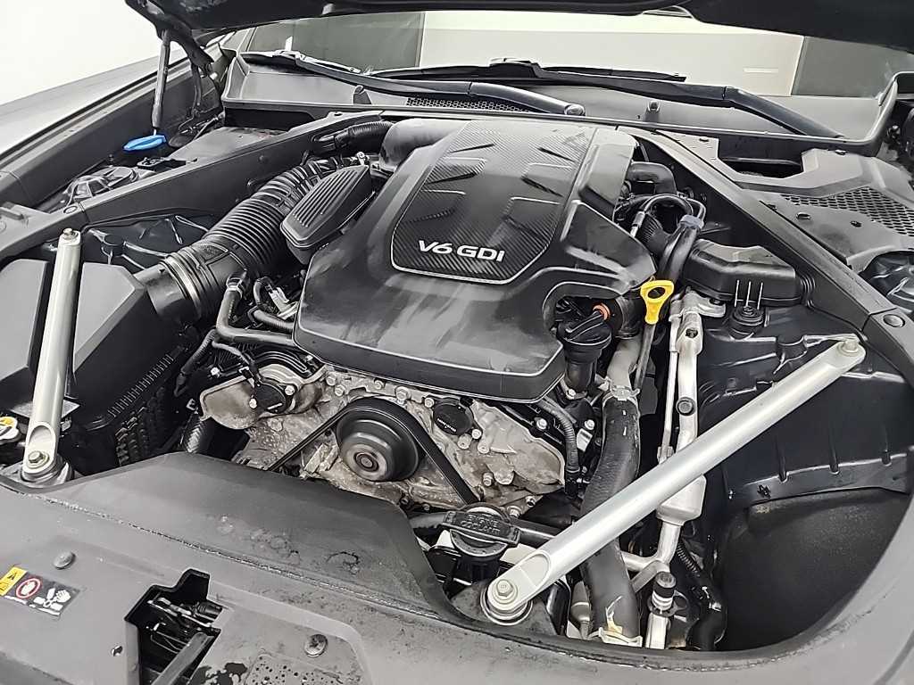 KIA K9 - Vista 5