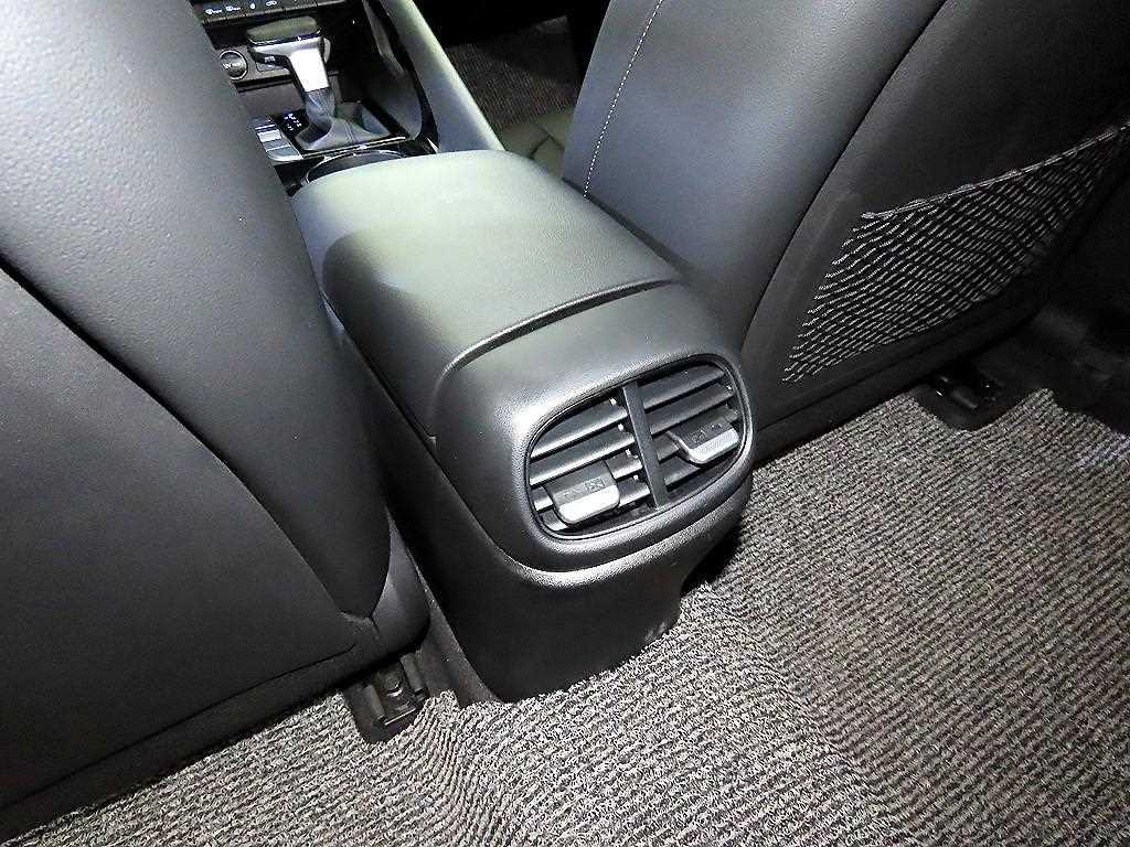 HYUNDAI Avante 2021 Blanco - Importación desde Corea - HF Imports Iquique - Foto 16