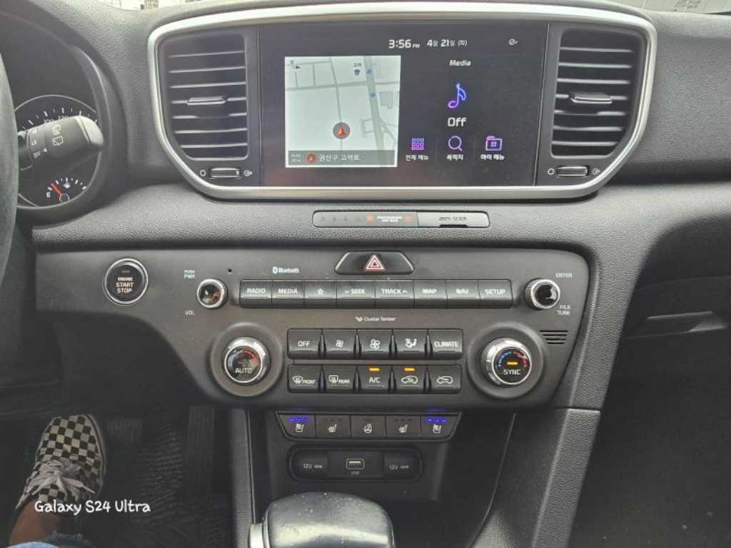 KIA Sportage - Vista 5