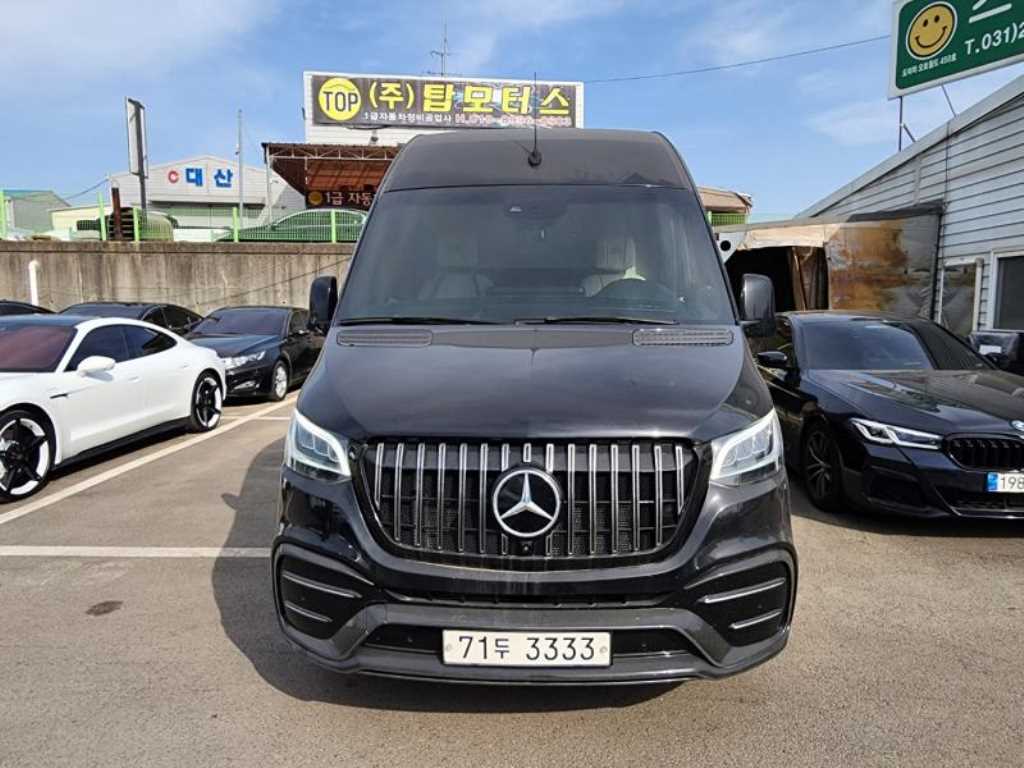 Mercedes Benz Sprinter - Vista 3