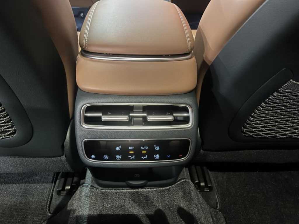Genesis GV70 2025 - Importación desde Corea - HF Imports Iquique - Foto 17