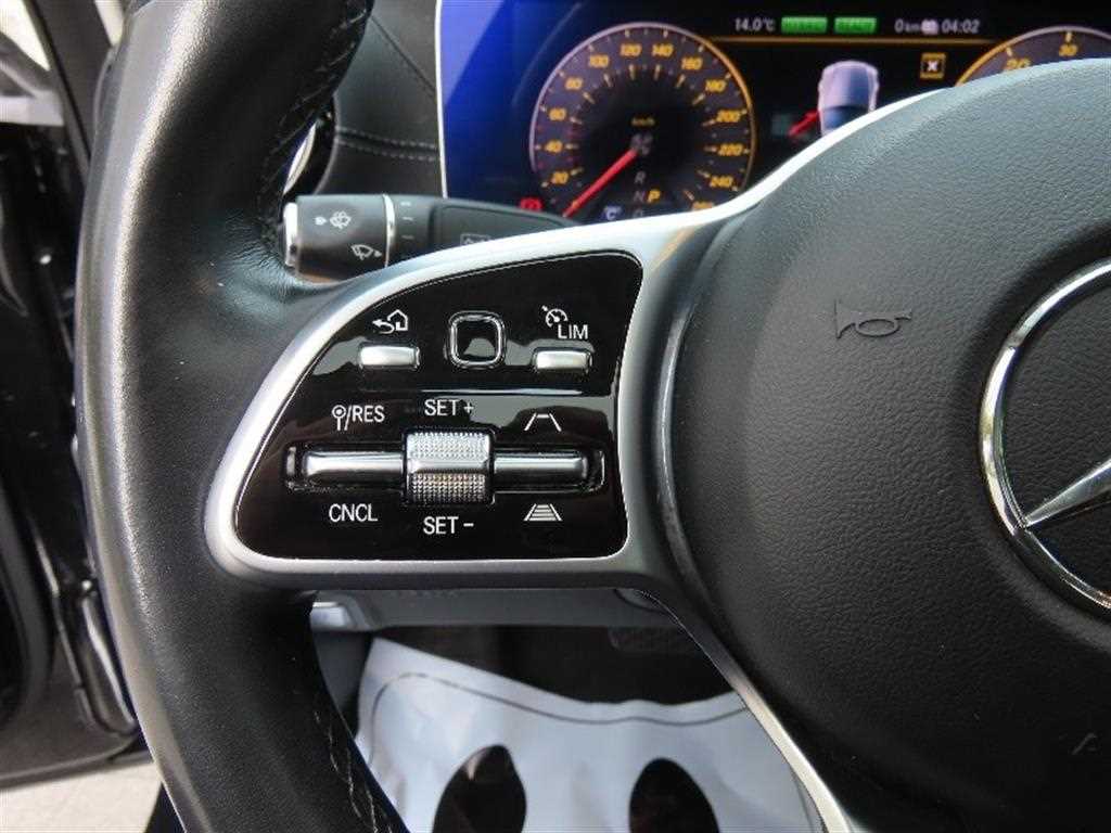 Mercedes Benz E class - Vista 11