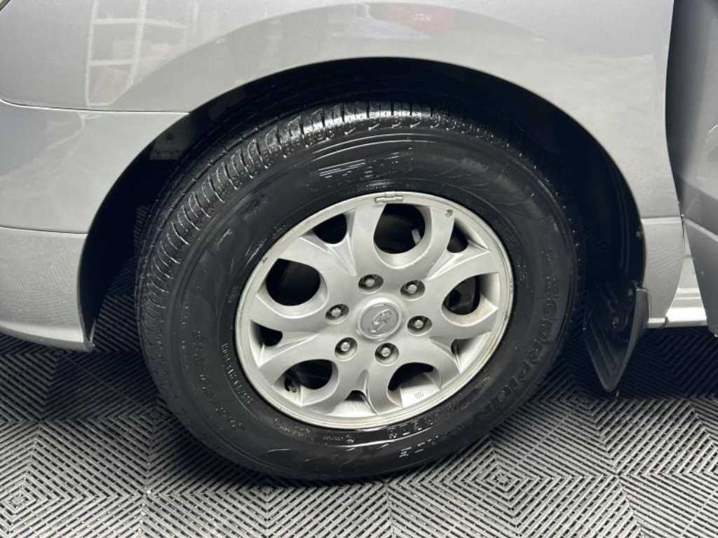 HYUNDAI Starex - Vista 12