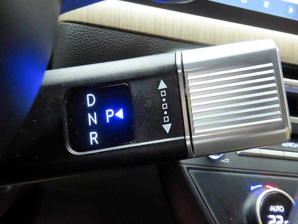 HYUNDAI Sonata - Vista 10