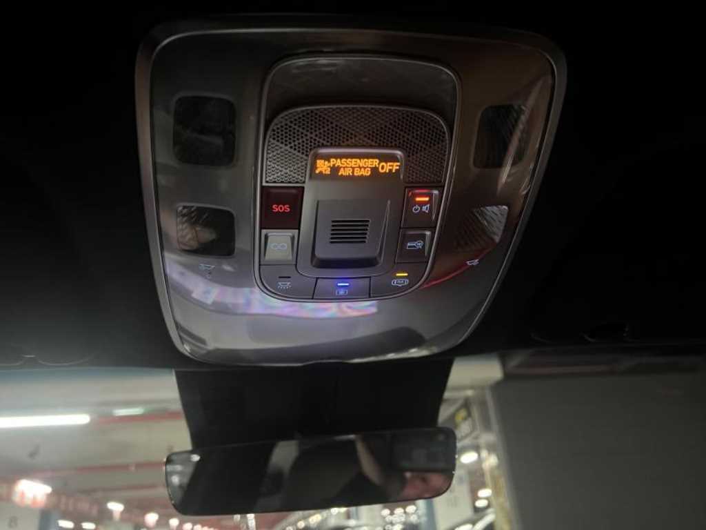 Genesis GV70 - Vista 12