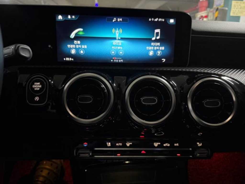 Mercedes Benz A Class - Vista 11