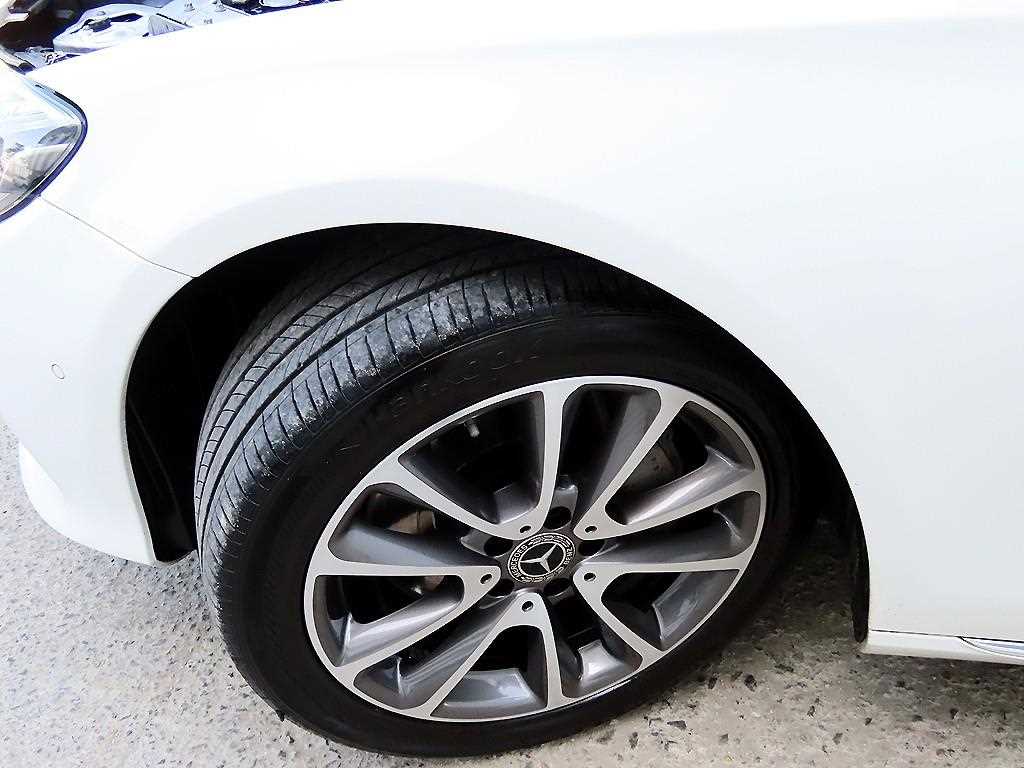 Mercedes Benz E class 2019 Blanco - Importación desde Corea - HF Imports Iquique - Foto 20