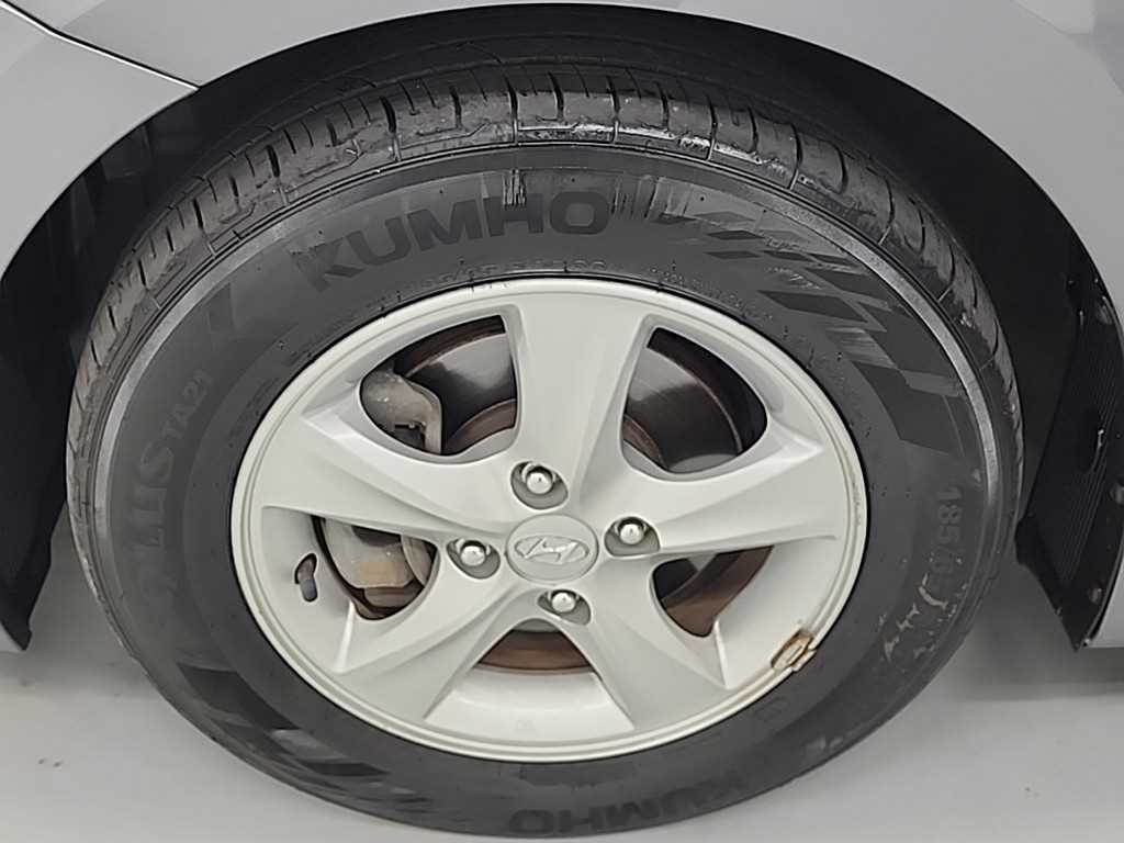 HYUNDAI Accent 2014 Gris - Importación desde Corea - HF Imports Iquique - Foto 19