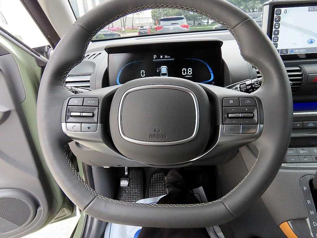 HYUNDAI Casper - Vista 8