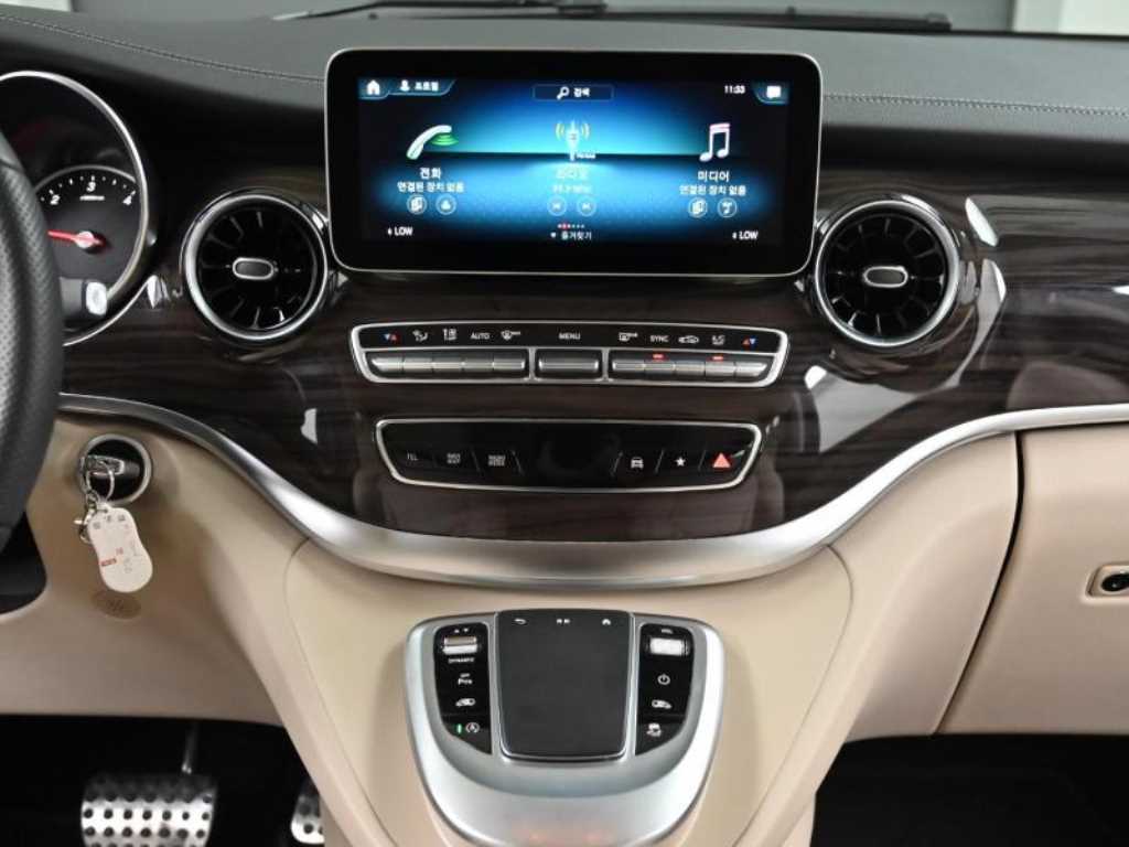 Mercedes Benz V Class 2023 Negro - Importación desde Corea - HF Imports Iquique - Foto 14