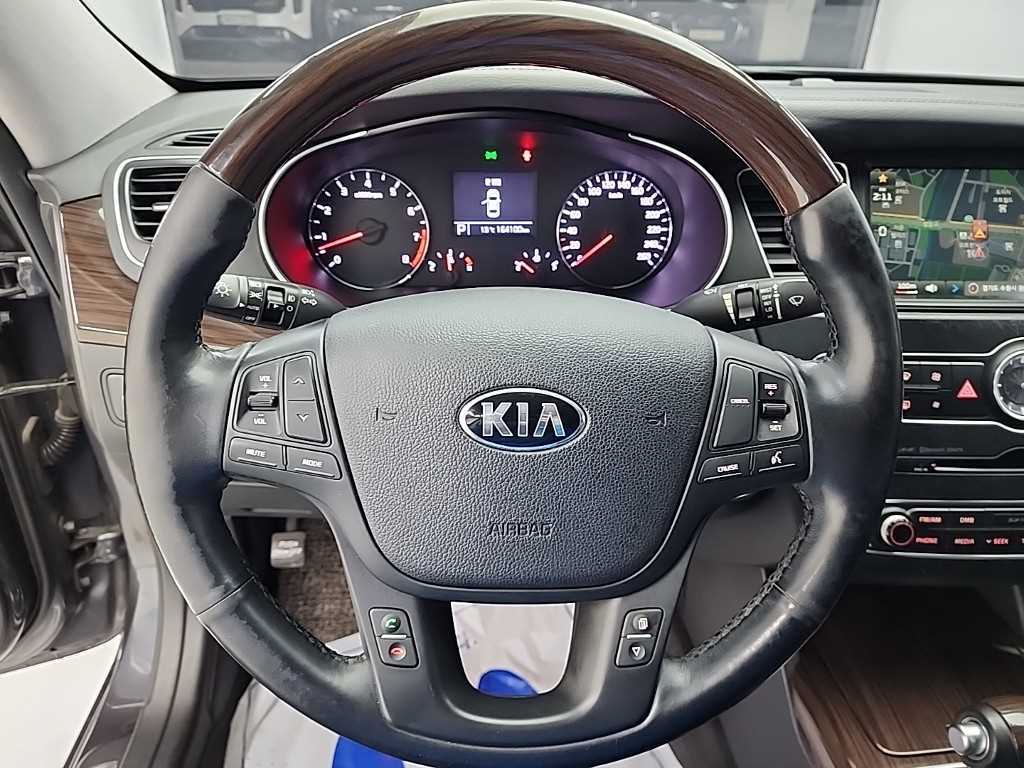 KIA K7 - Vista 6
