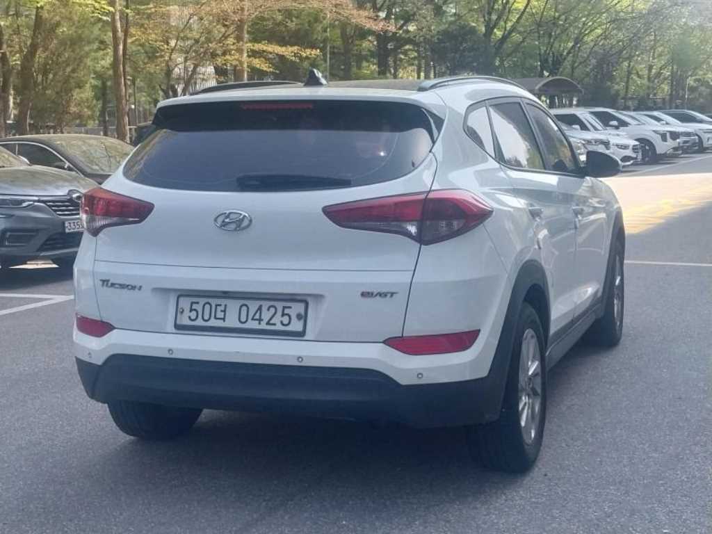 HYUNDAI Tucson - Vista 2