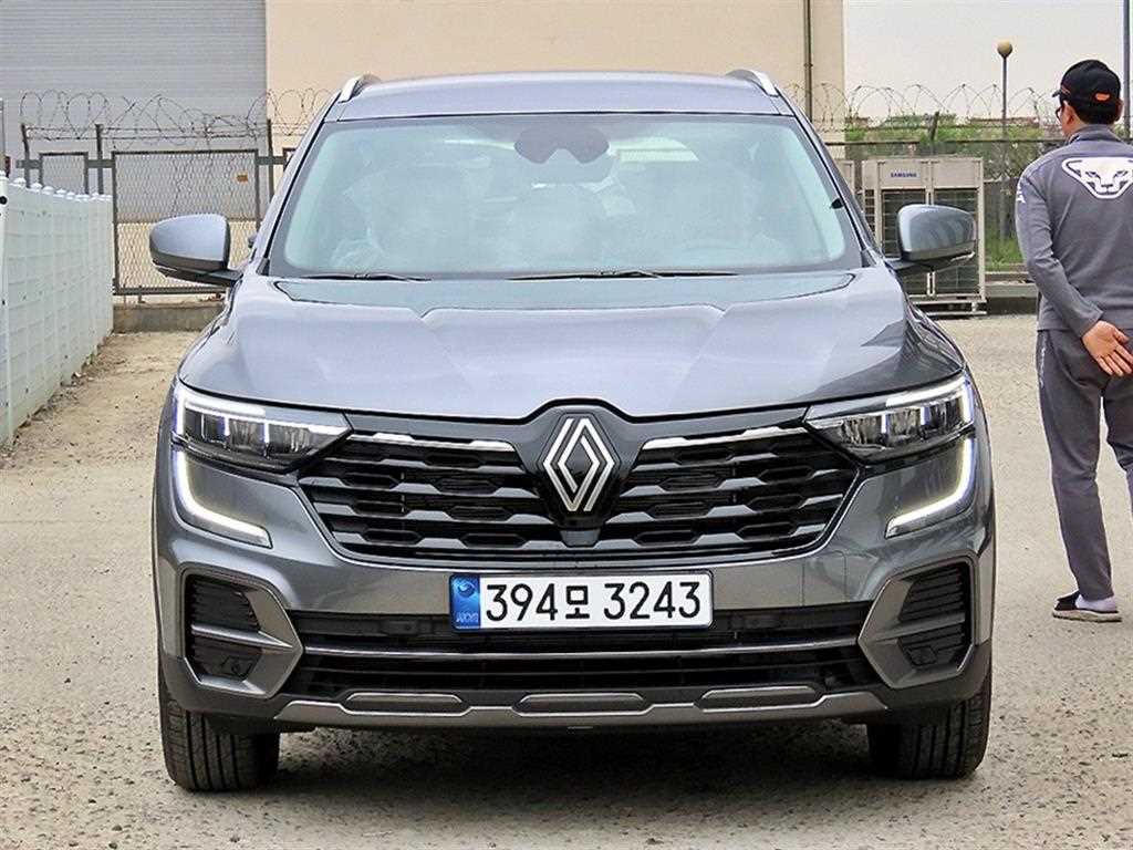 SAMSUNG QM6 2026 Gris - Importación desde Corea - HF Imports Iquique - Foto 1